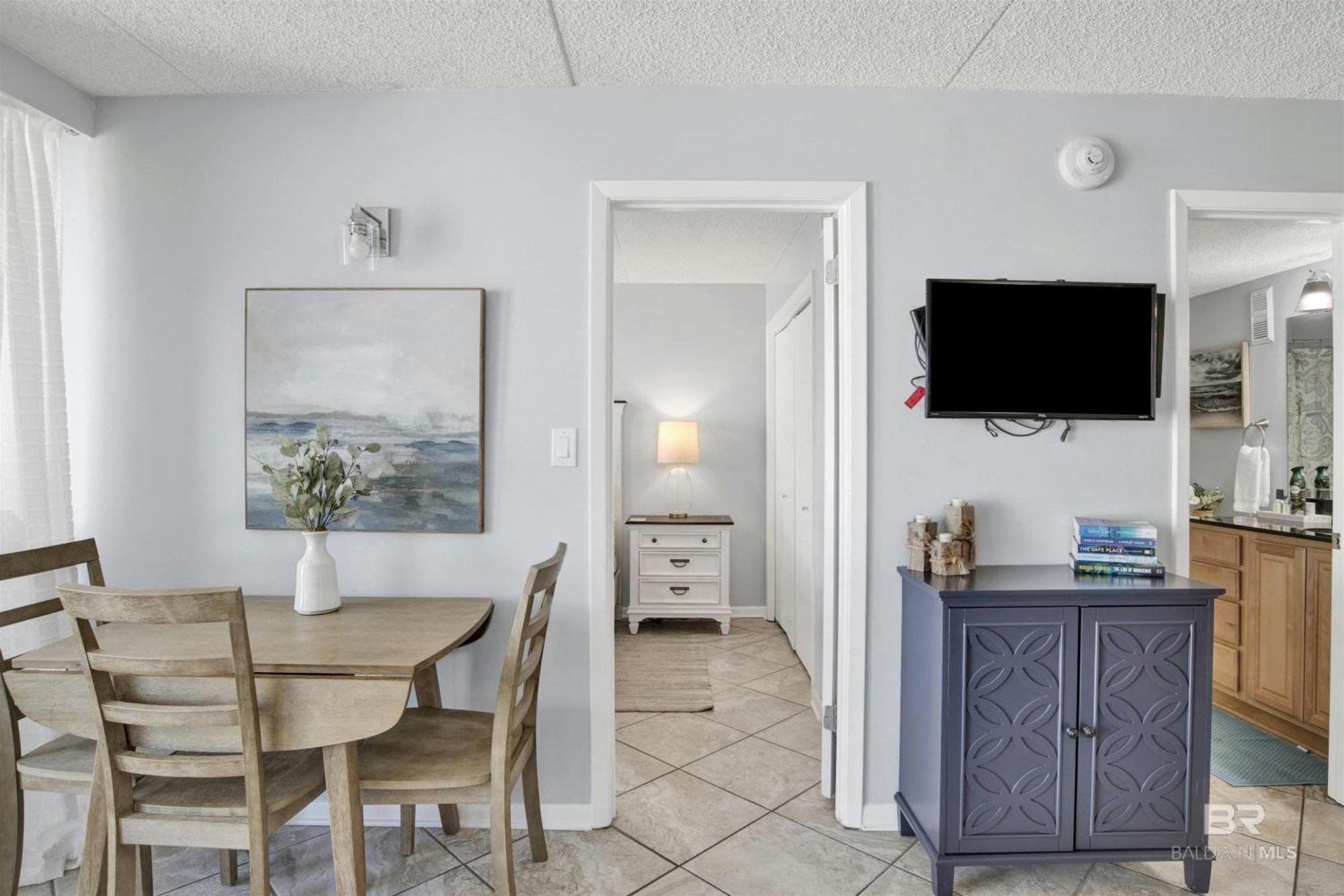 Condo On The Beach- Walk To Restaurants, Shops And Activities. Gulf Shores Bagian luar foto