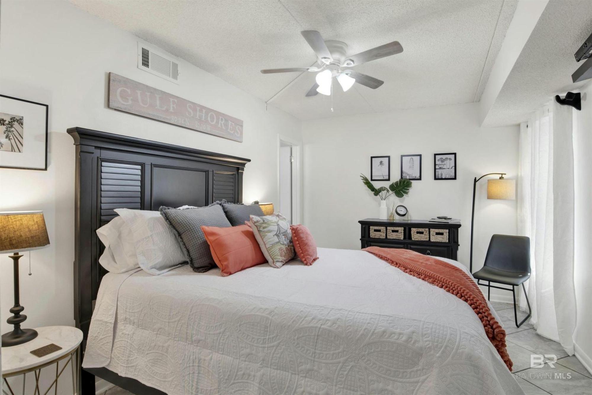 Condo On The Beach- Walk To Restaurants, Shops And Activities. Gulf Shores Bagian luar foto